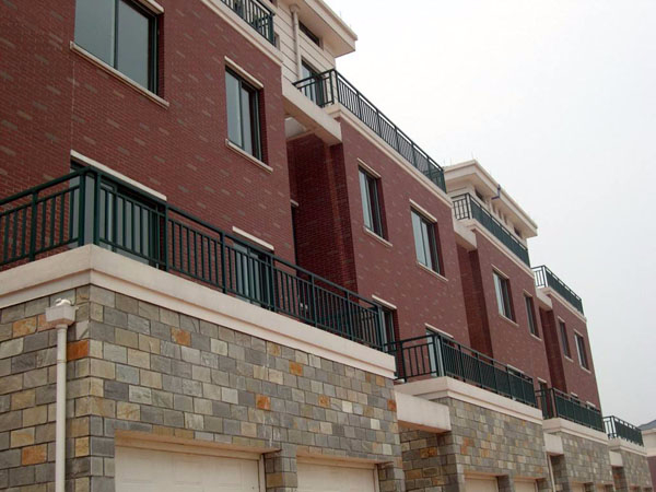 樓房鋅鋼護(hù)欄